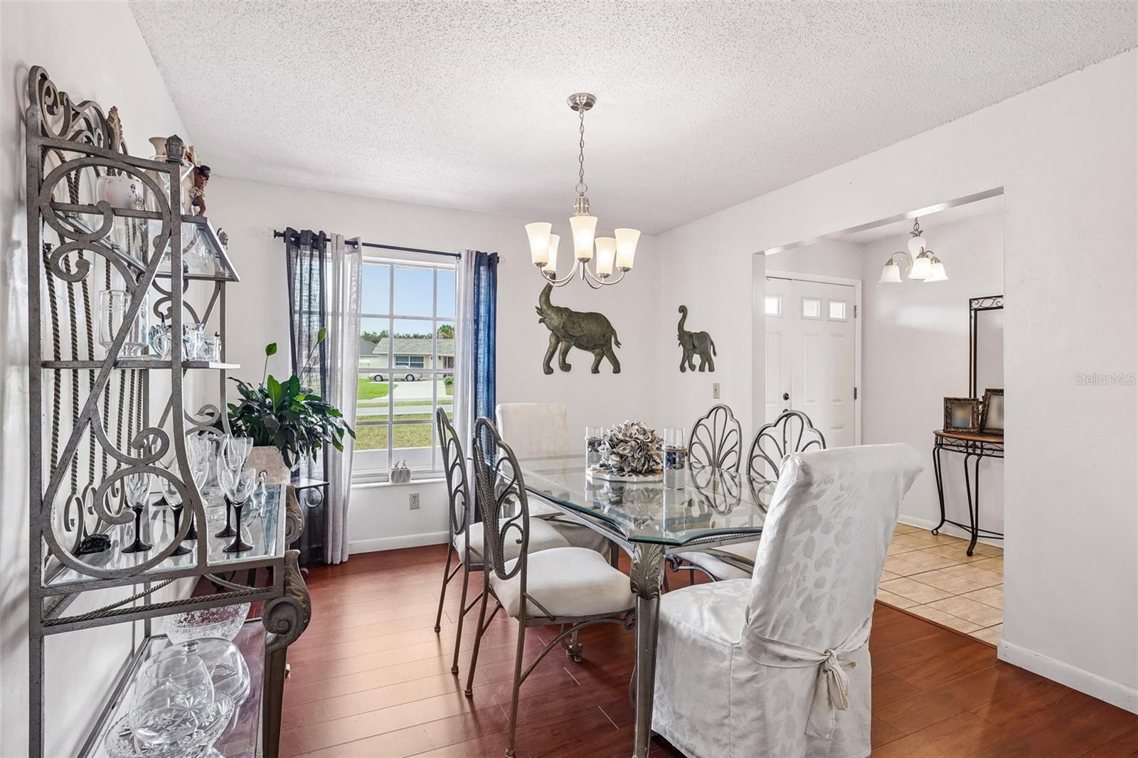 Formal Dining