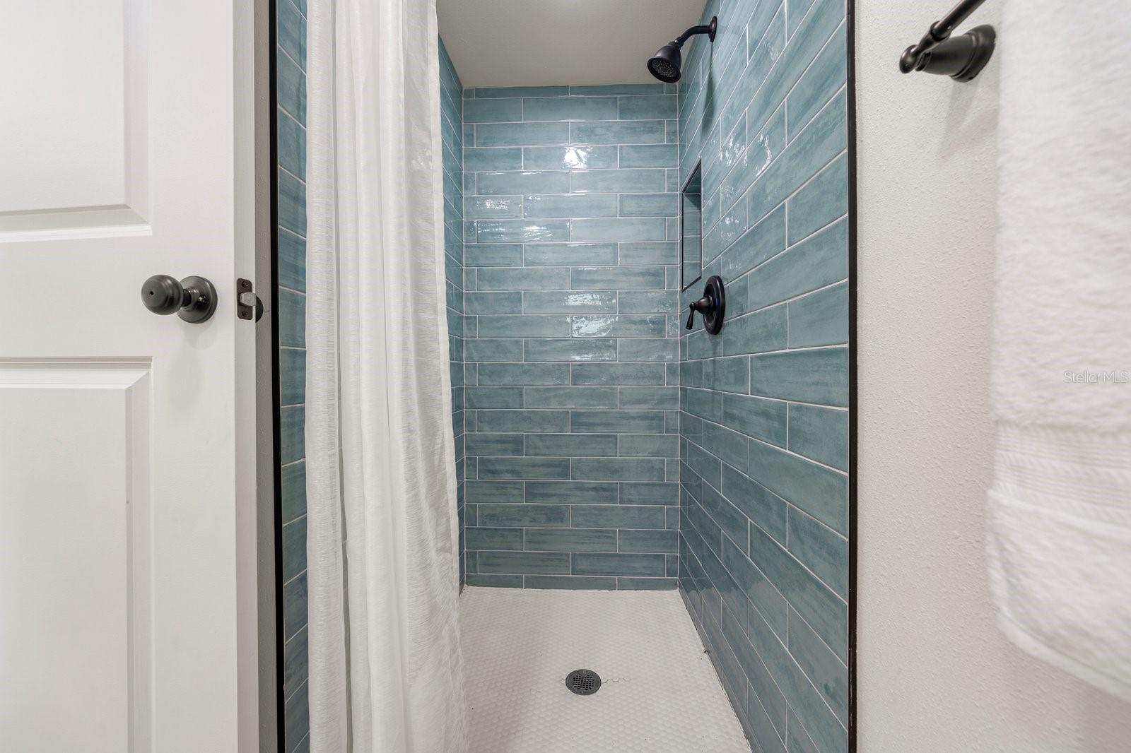 Primary en suite