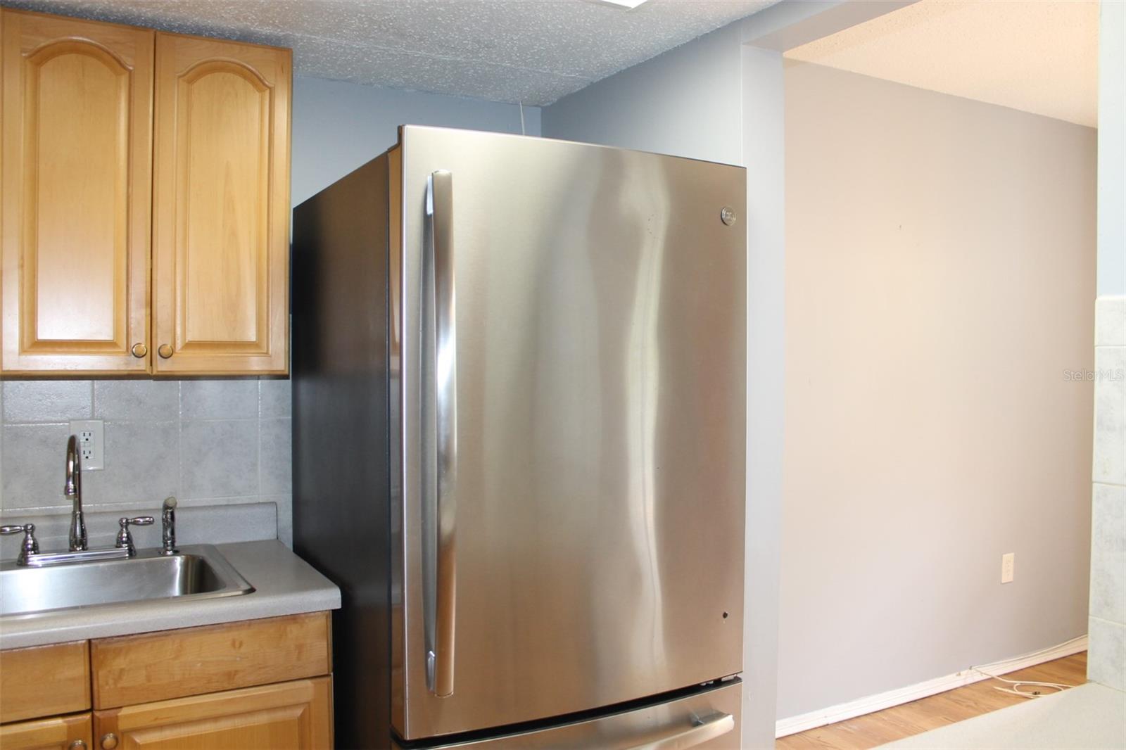 Kitchen - newer appliances