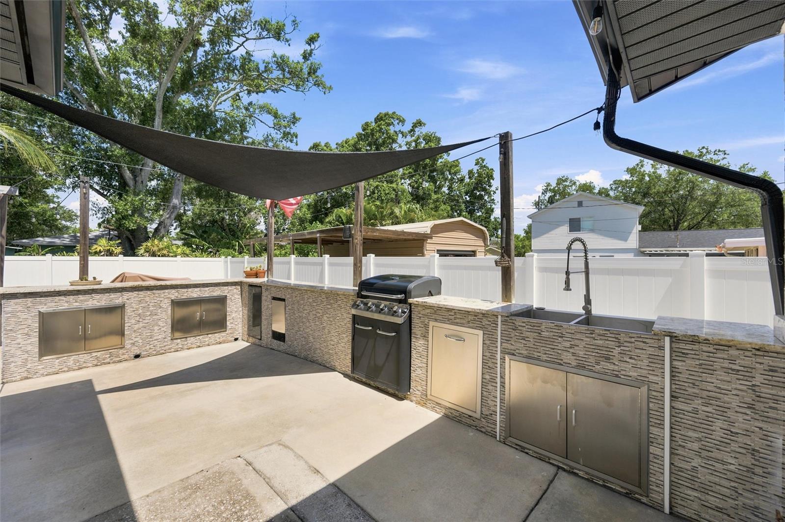 Outdoor kitchen