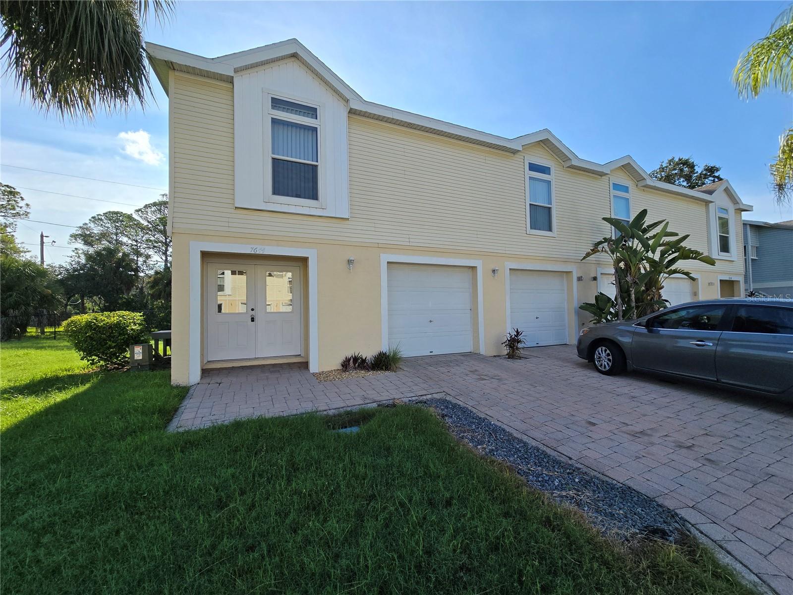 3 bedroom, 2 bath, 4-car garage