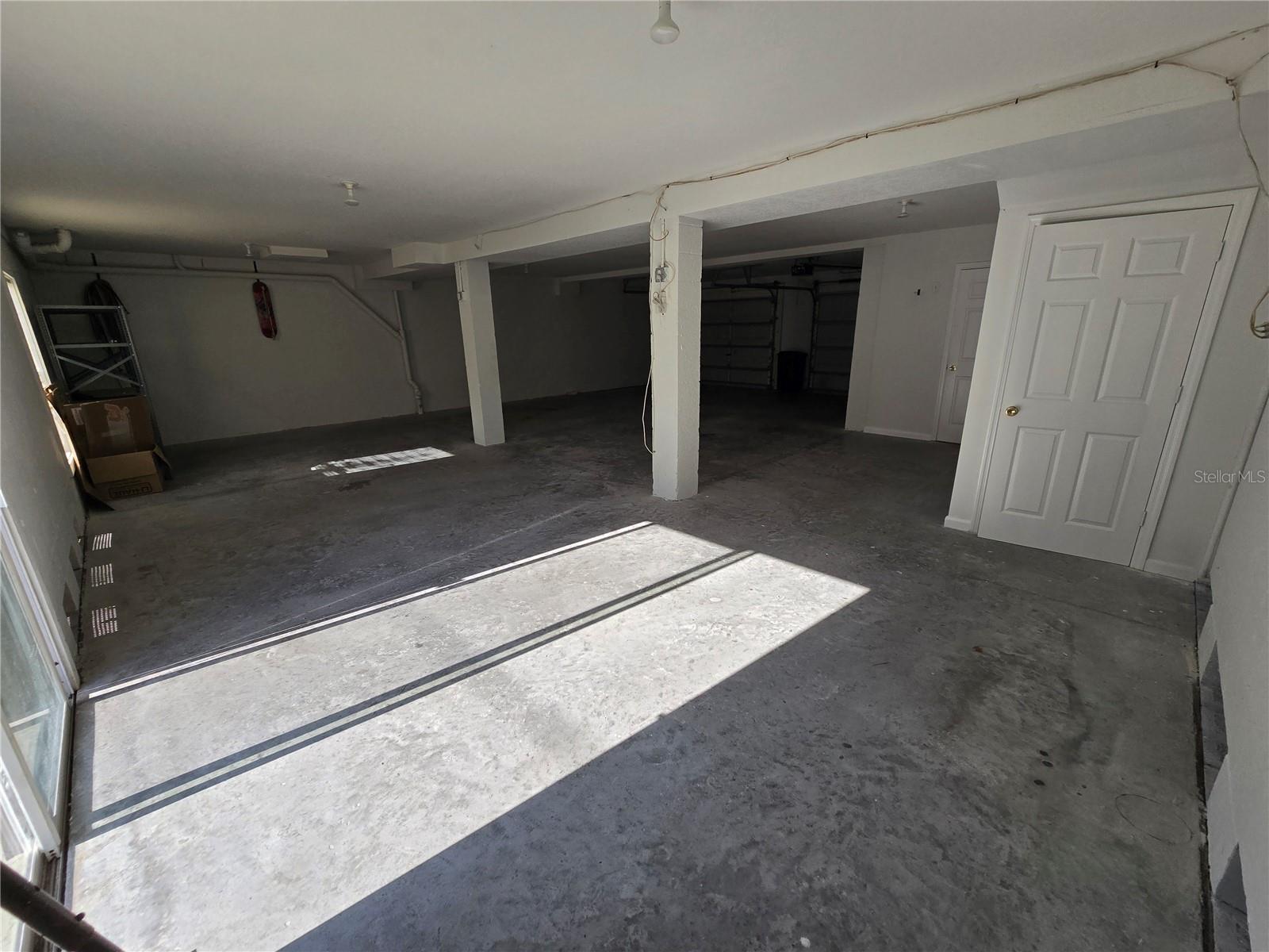 Huge garage!