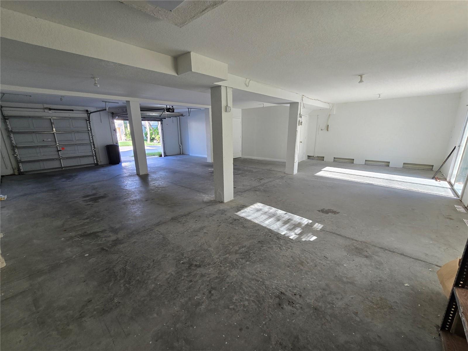 Huge garage!