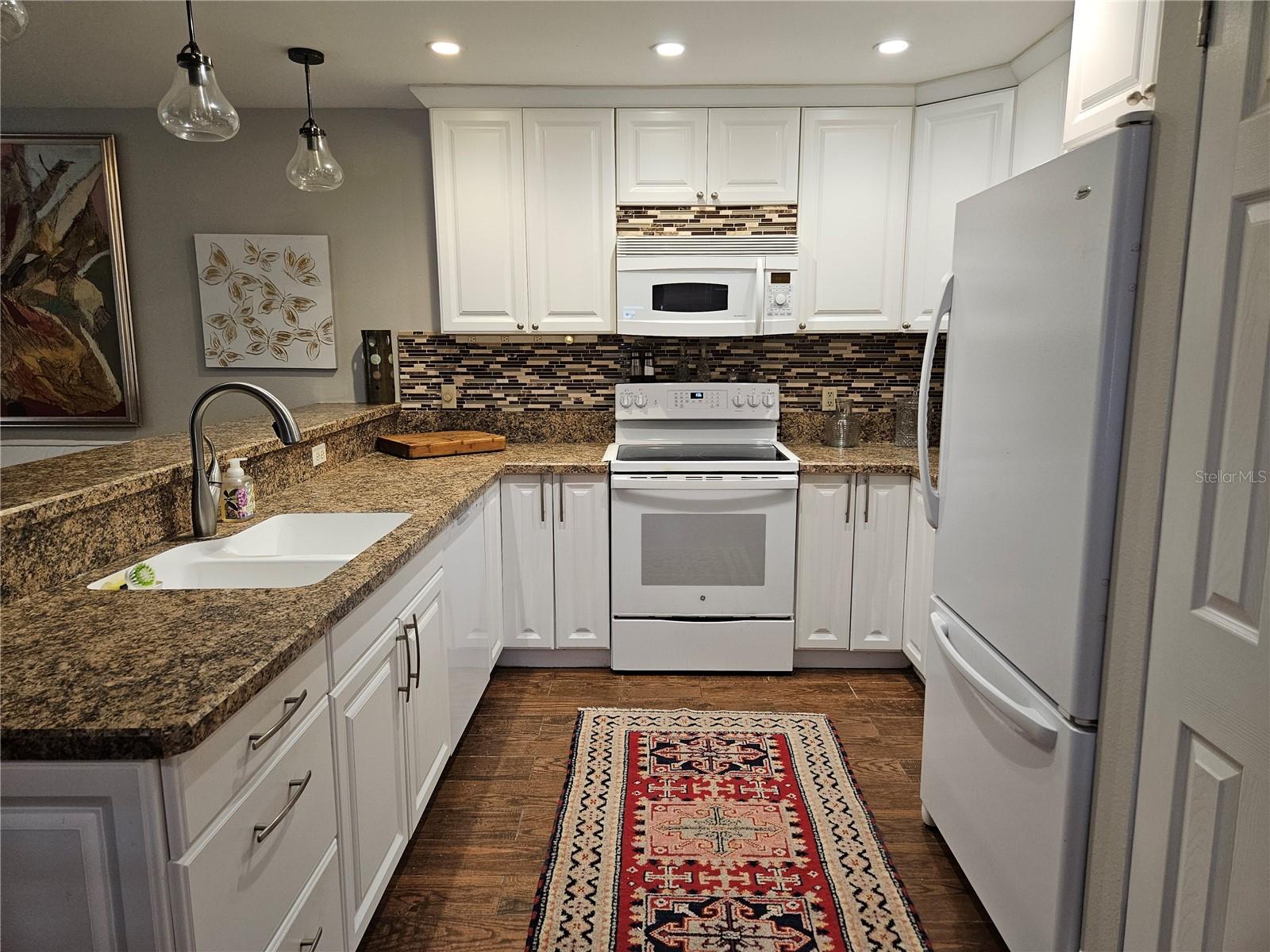 Open Kitchen