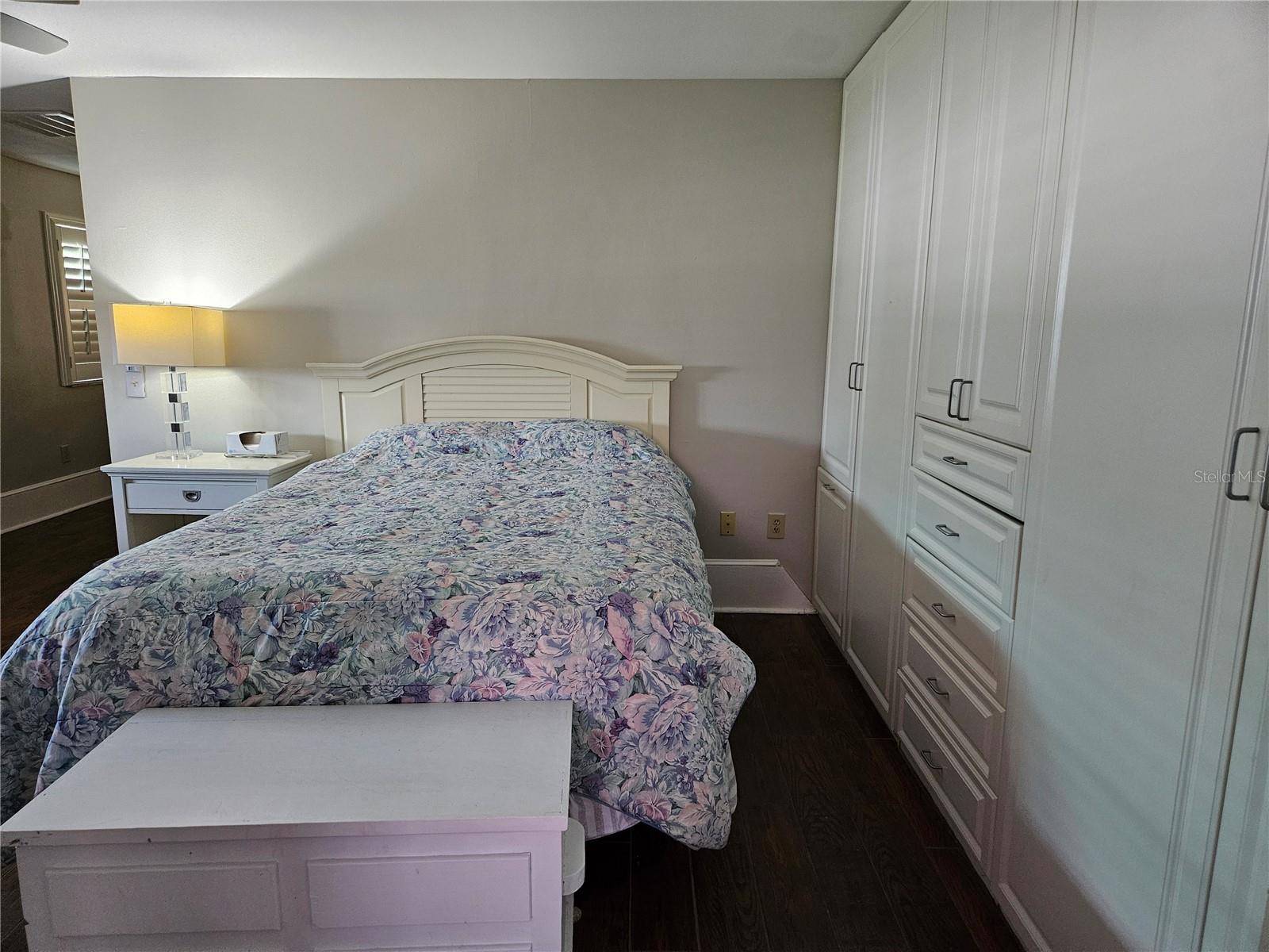 Lots of Closets & storage