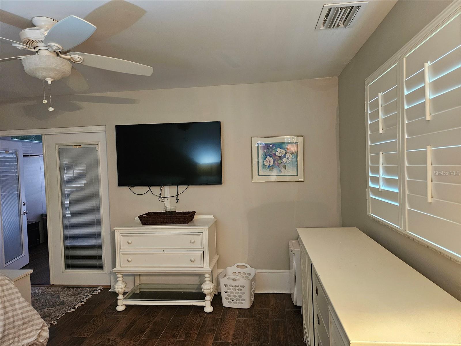 TV in Primary bedroom