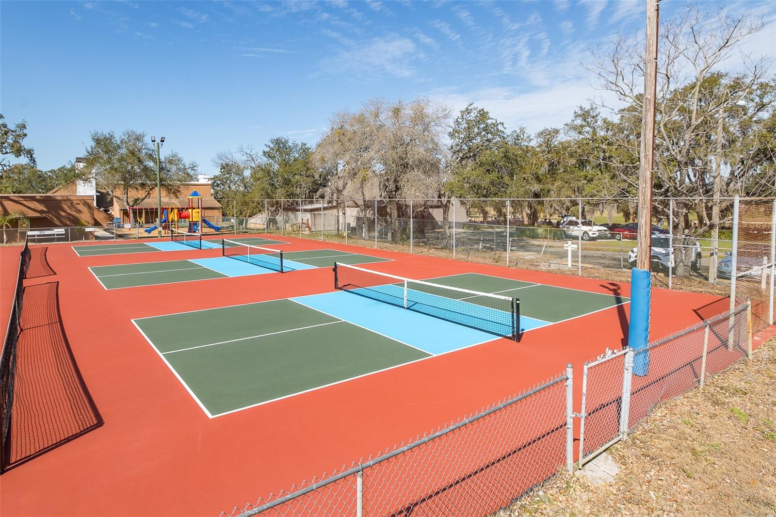 PICKLE BALL