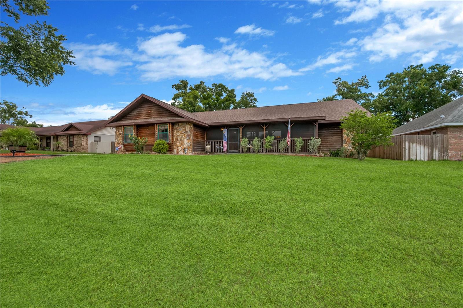 Conveniently located near shopping, restaurants, parks, top-rated schools, and major commuter routes, this home offers the space, flexibility, and Florida lifestyle you've been searching for—all with NO HOA or CDD fees!