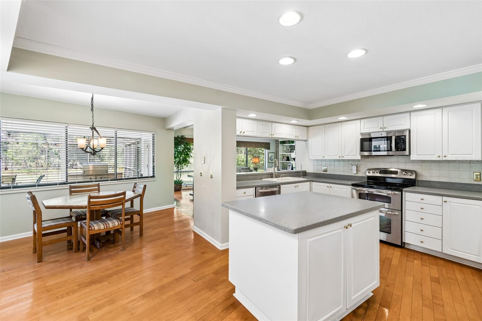 Kitchen with Breakfast Nook