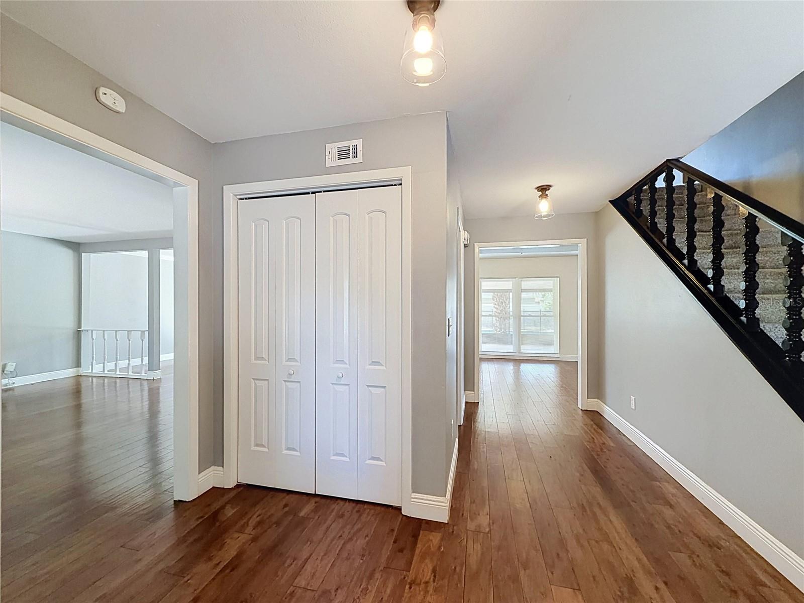 TB8526152