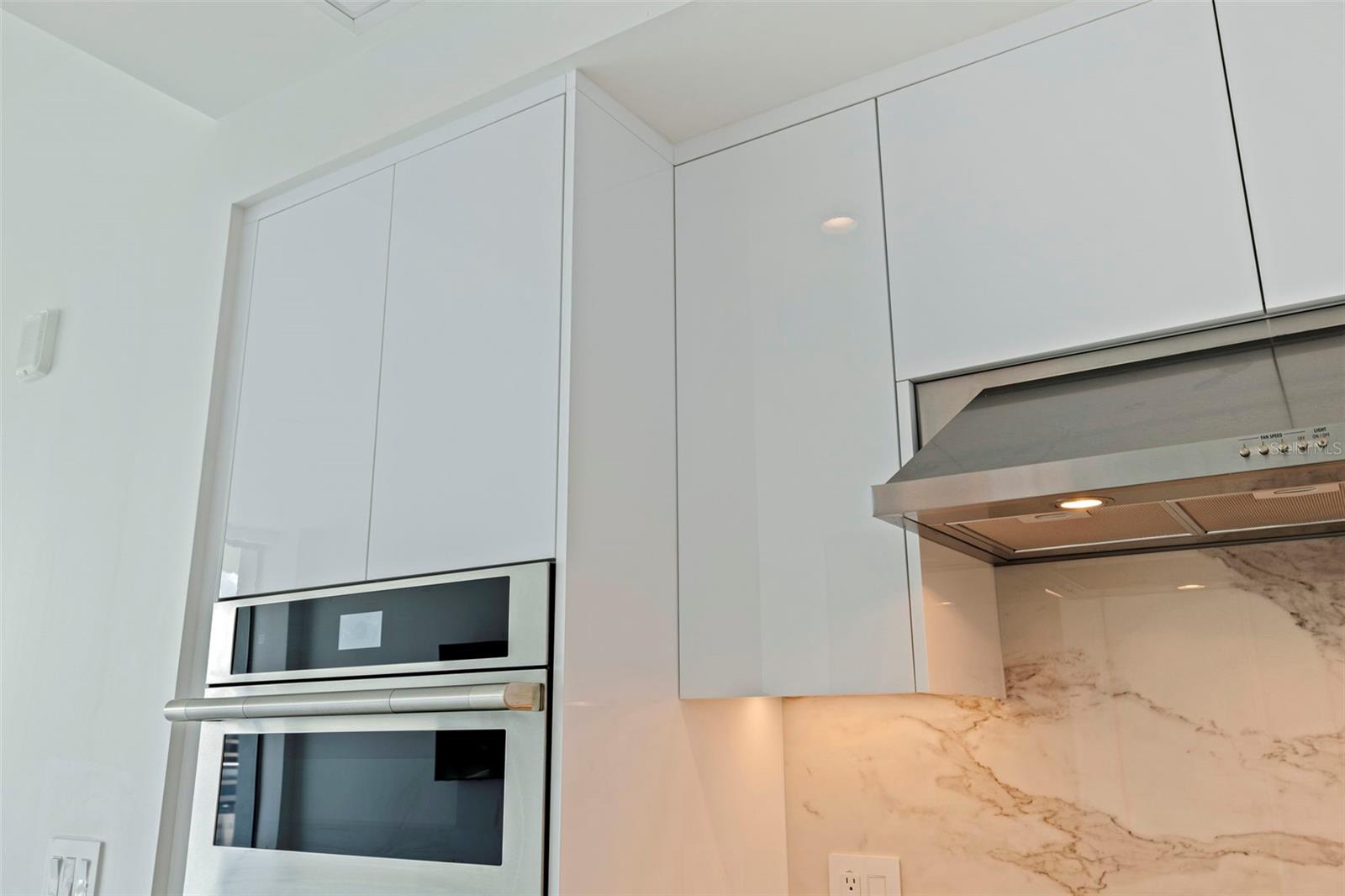Upgraded Upper Cabinet Top Edge Finish