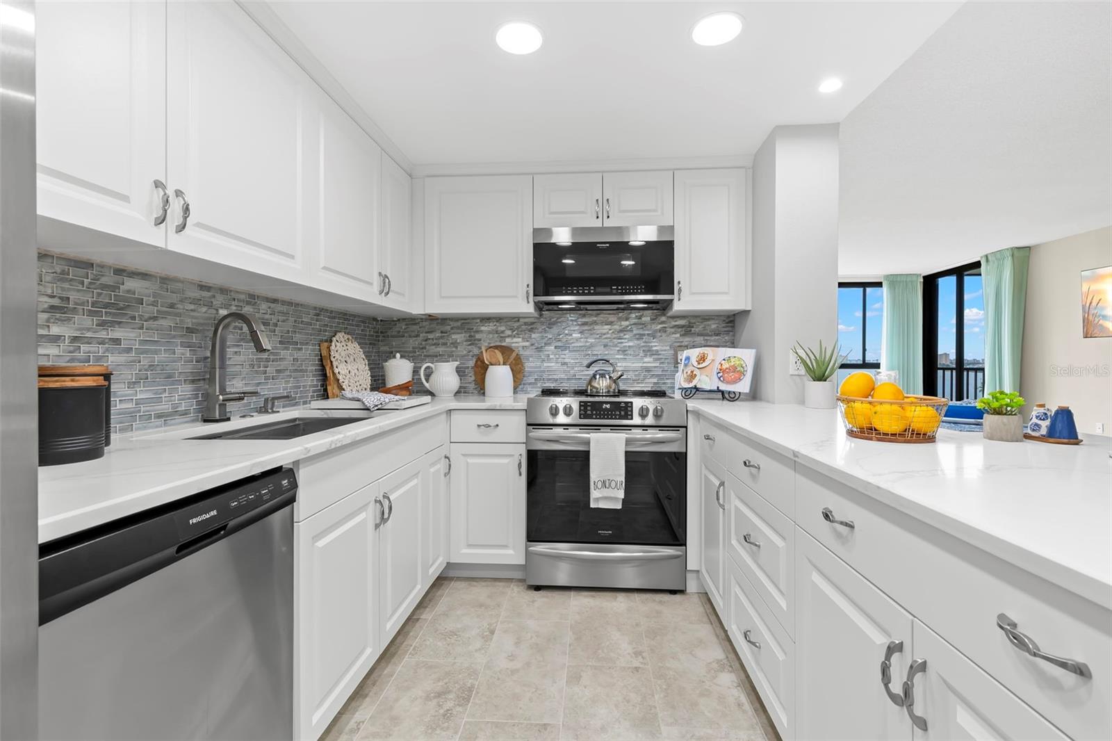 Beautifully updated kitchen