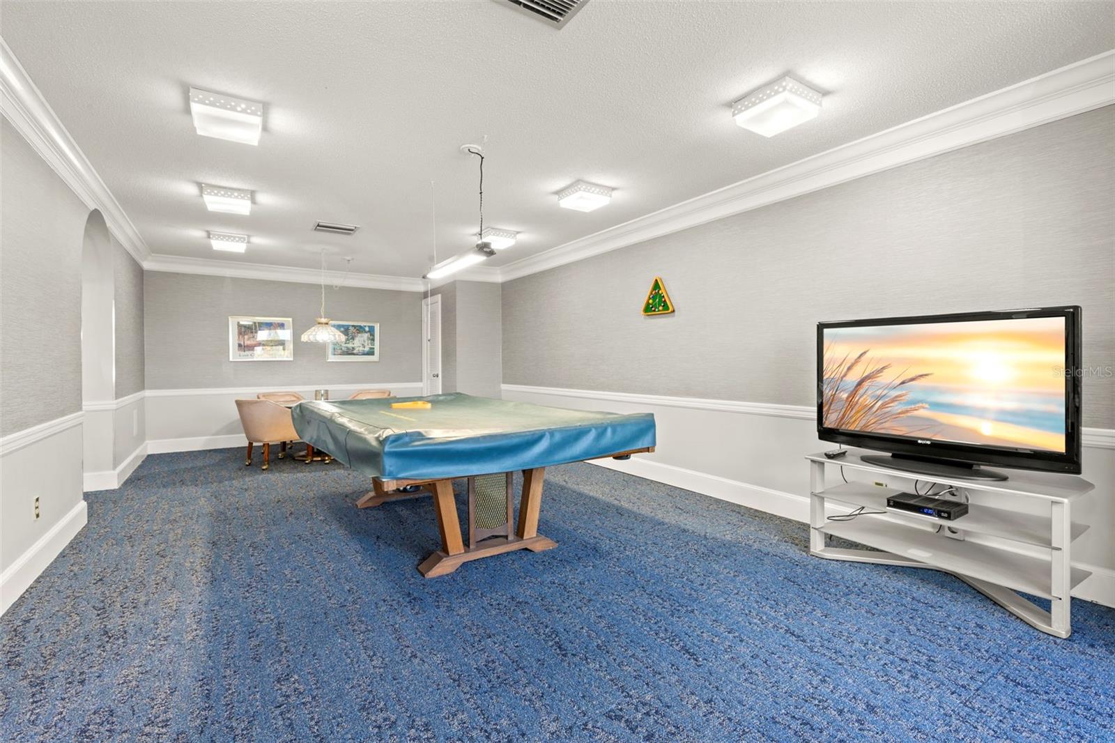 Billiard room