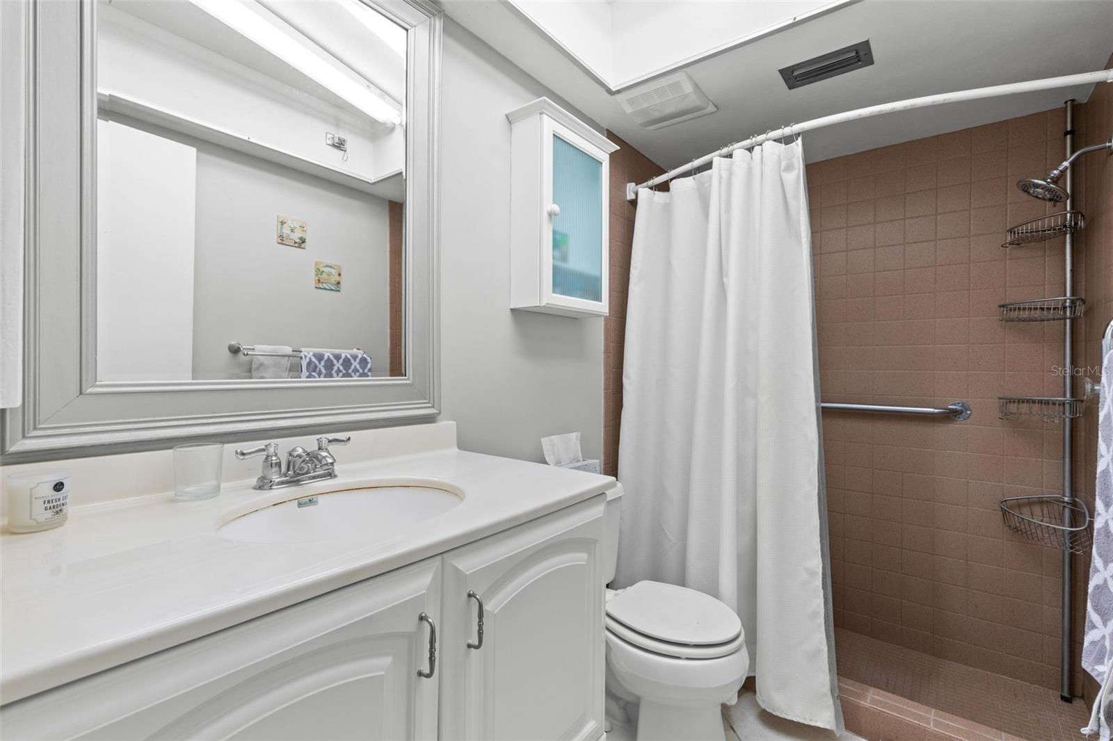 Primary bath