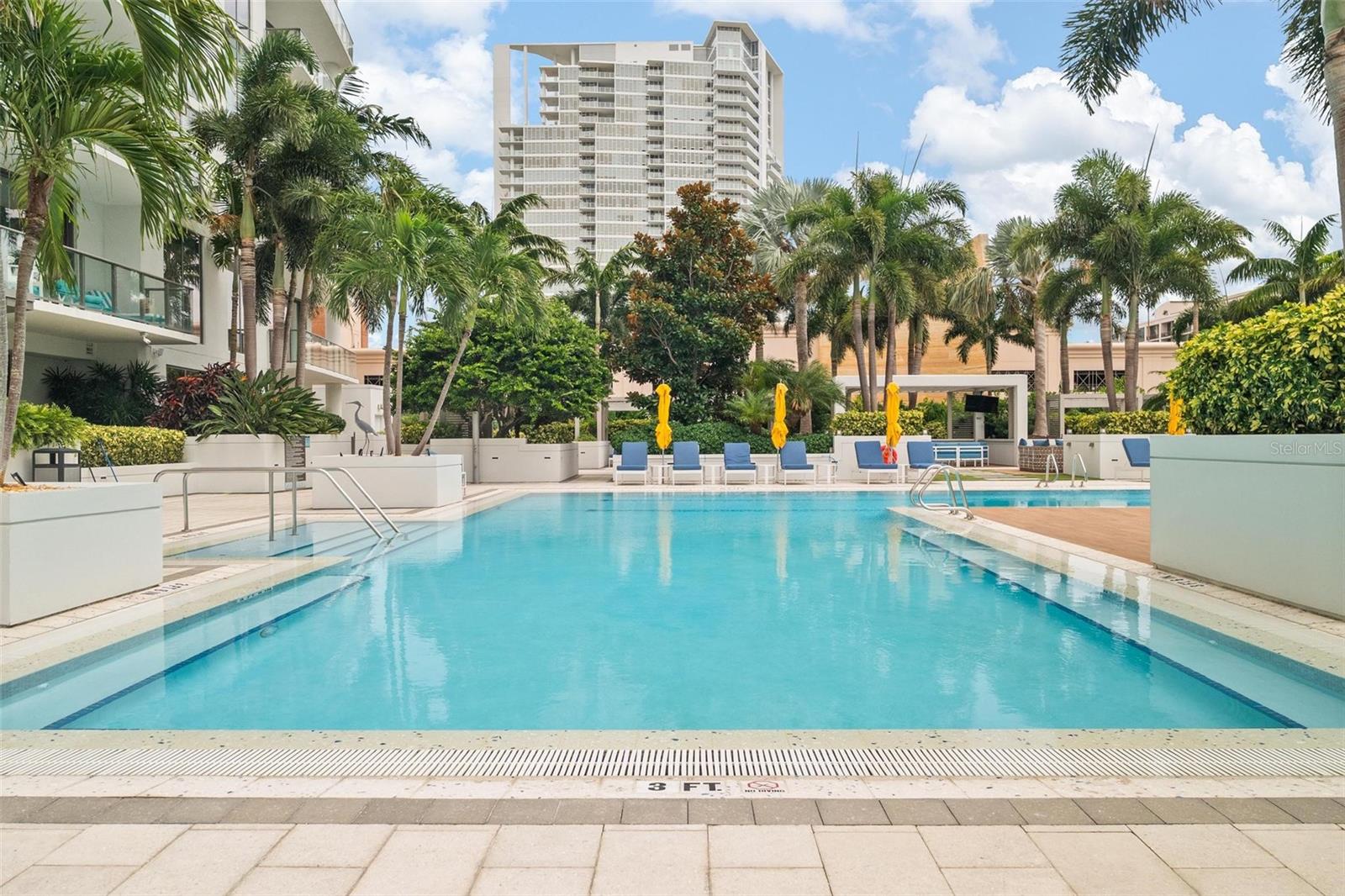 Incredible resort-style pool on the 40,000+ sq. ft. Amenities Deck