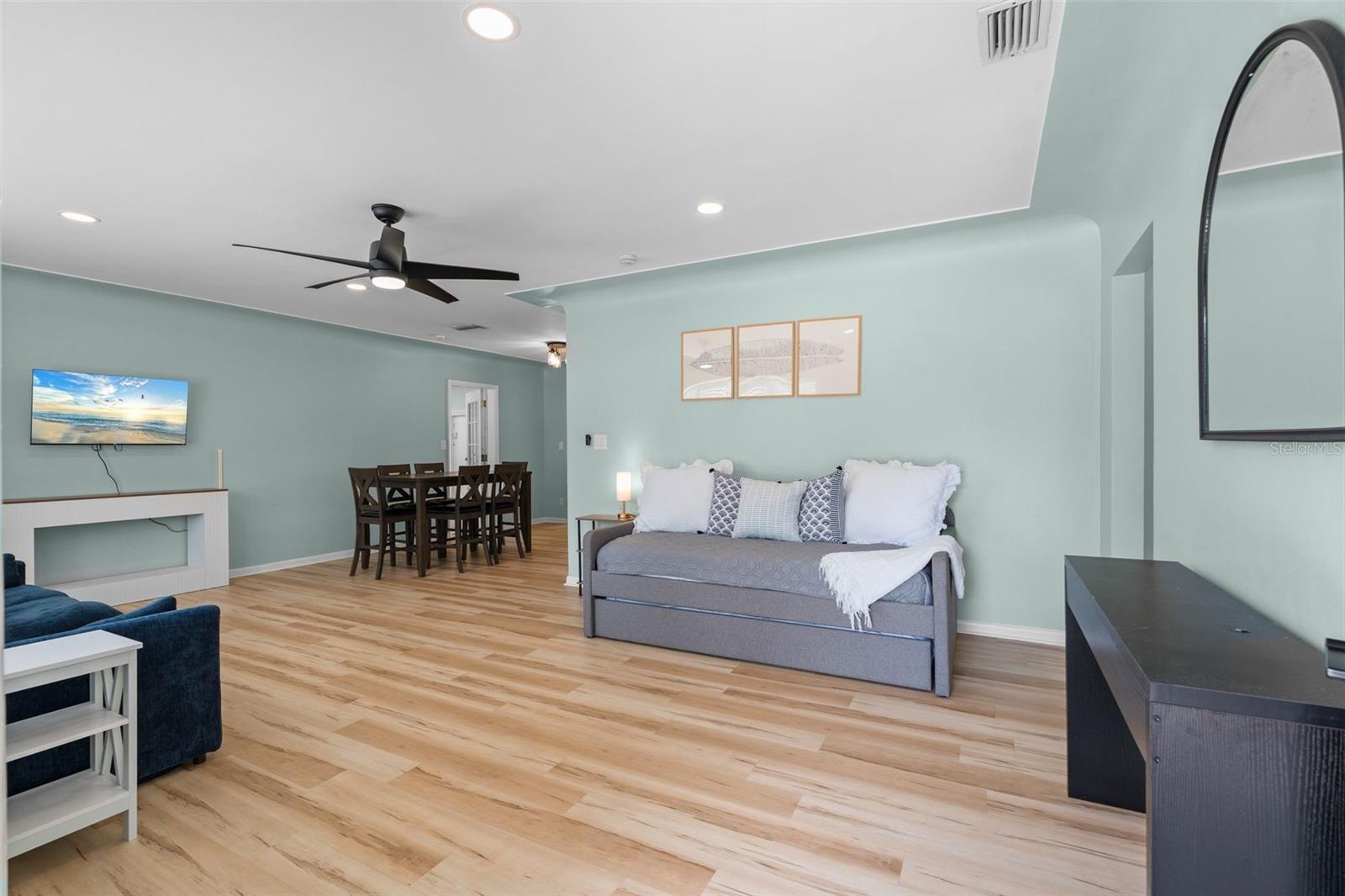 Great Room/Entry way