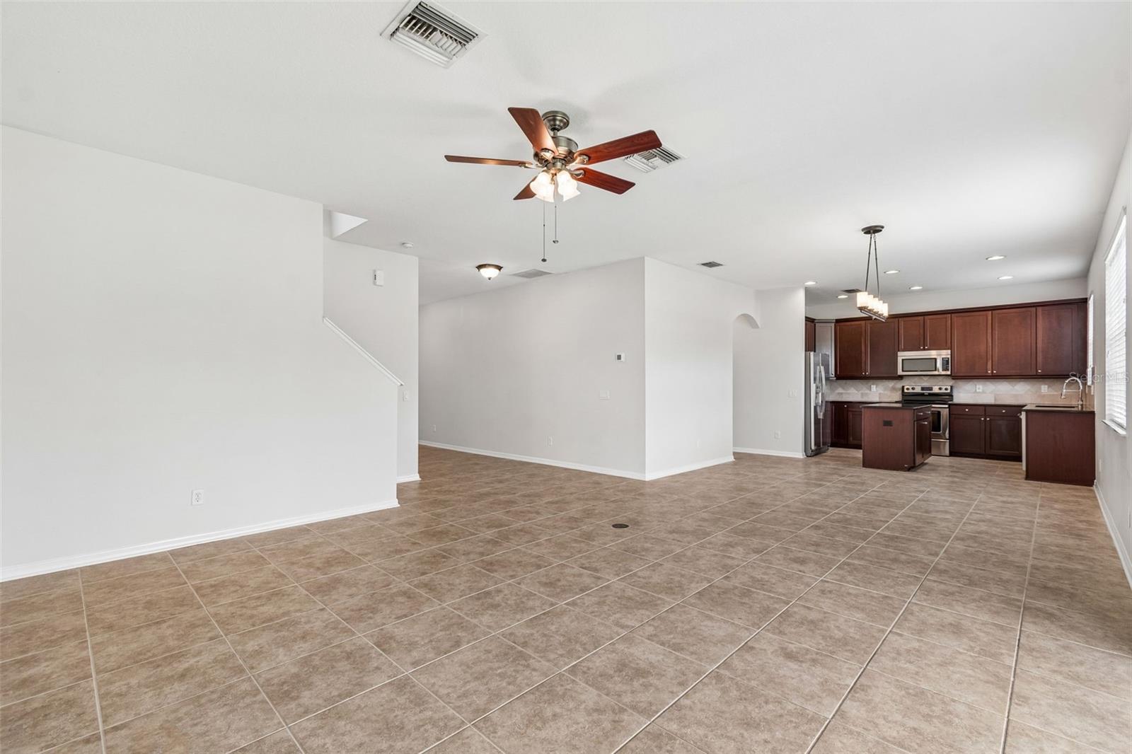 family room/kitchen