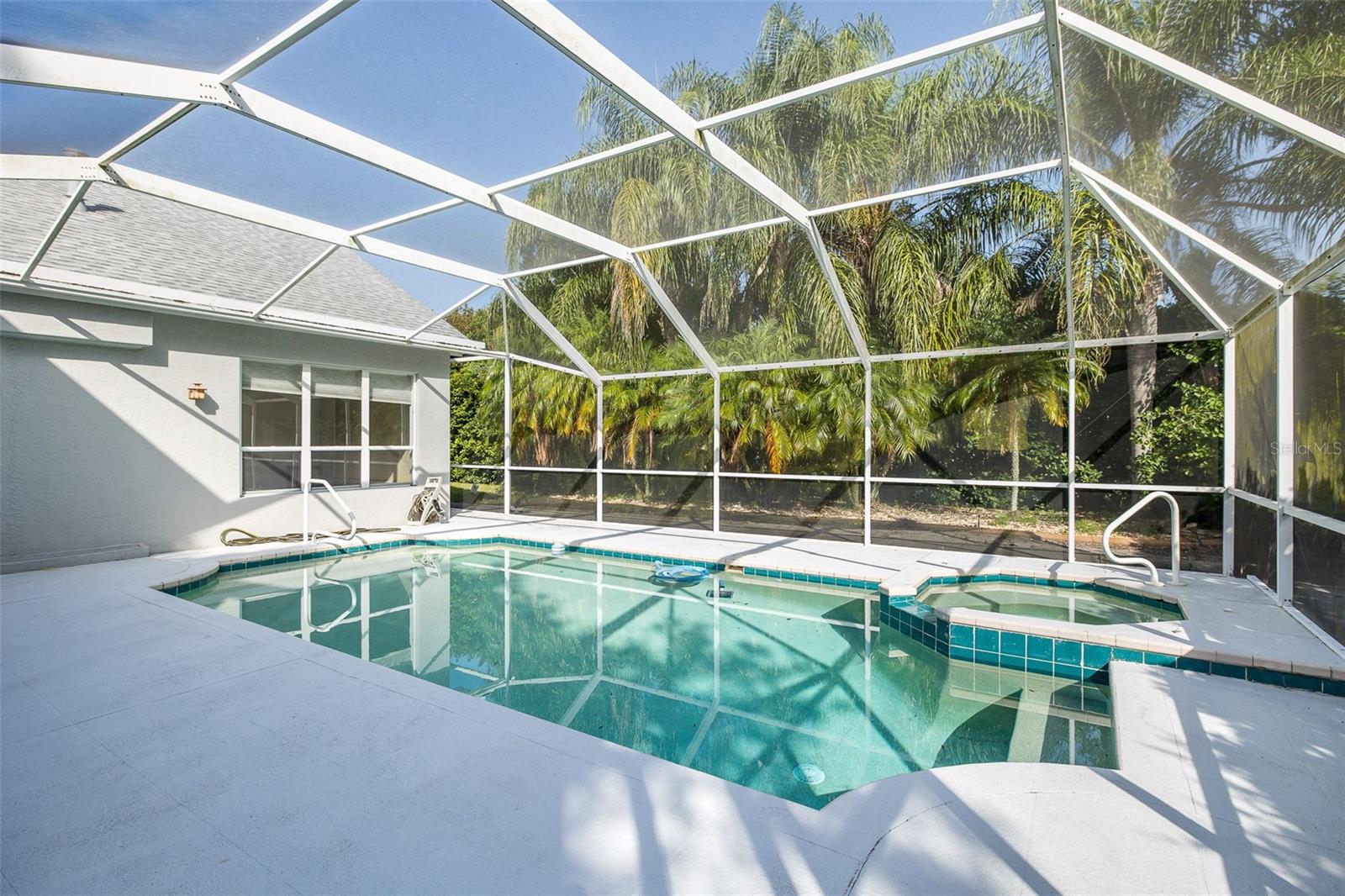 Screened In Pool/Spa