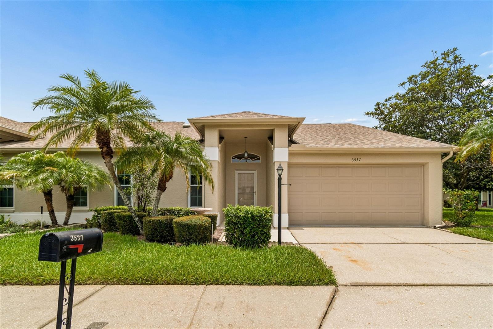 Lovely Florida style home