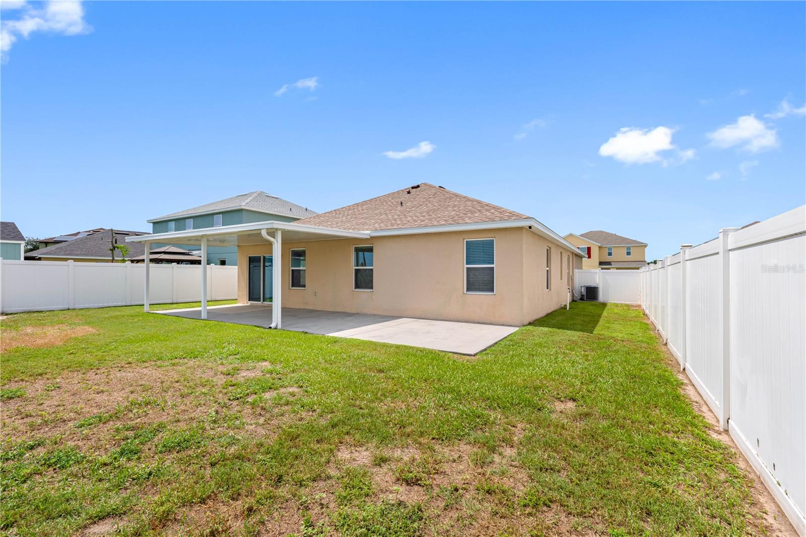 TB8526367