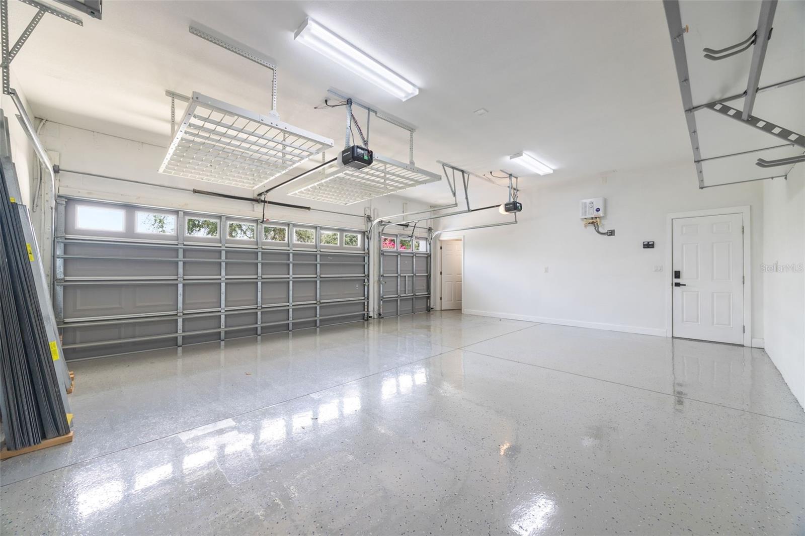 3-car Garage