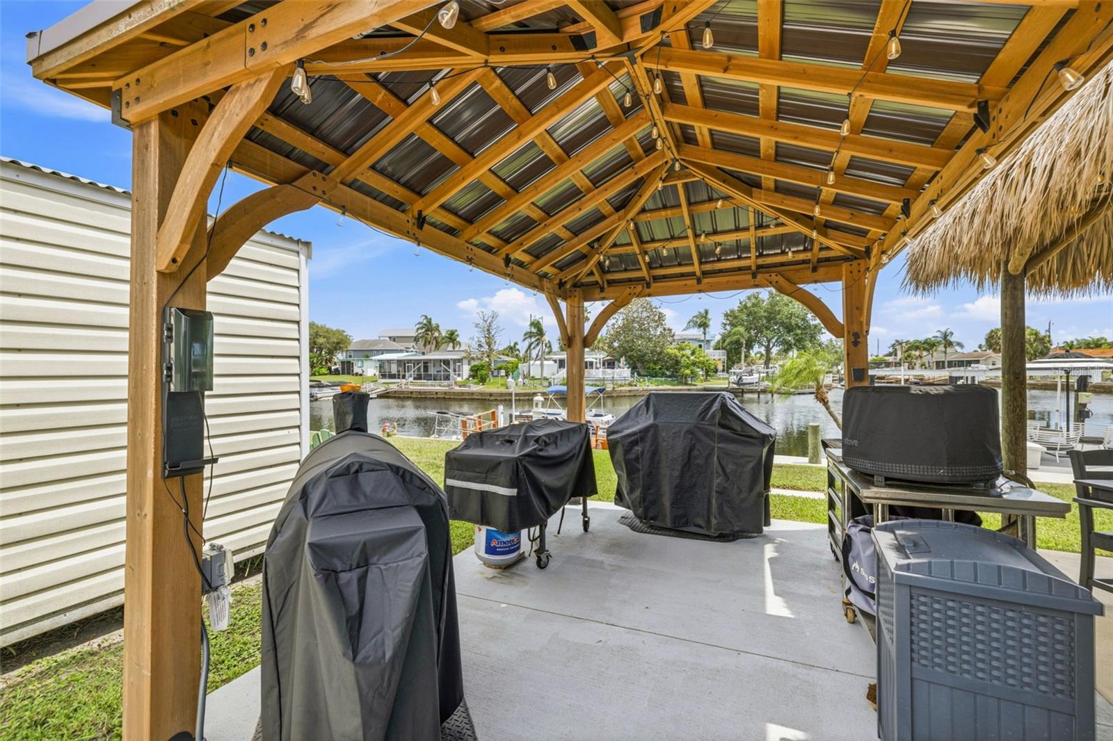 Ex-large Pergola with electric!  All the outdoor cooking options are here!