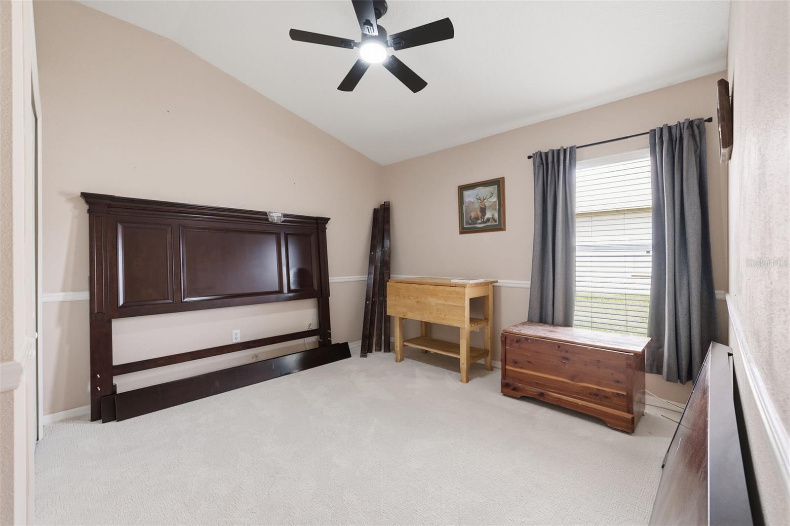 TB8526475