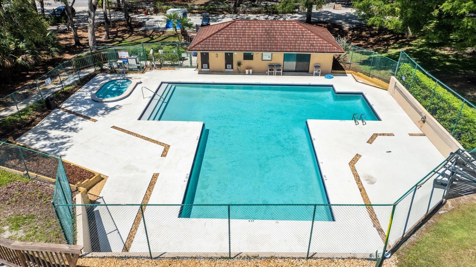 Community pool and spa with private bathrooms!