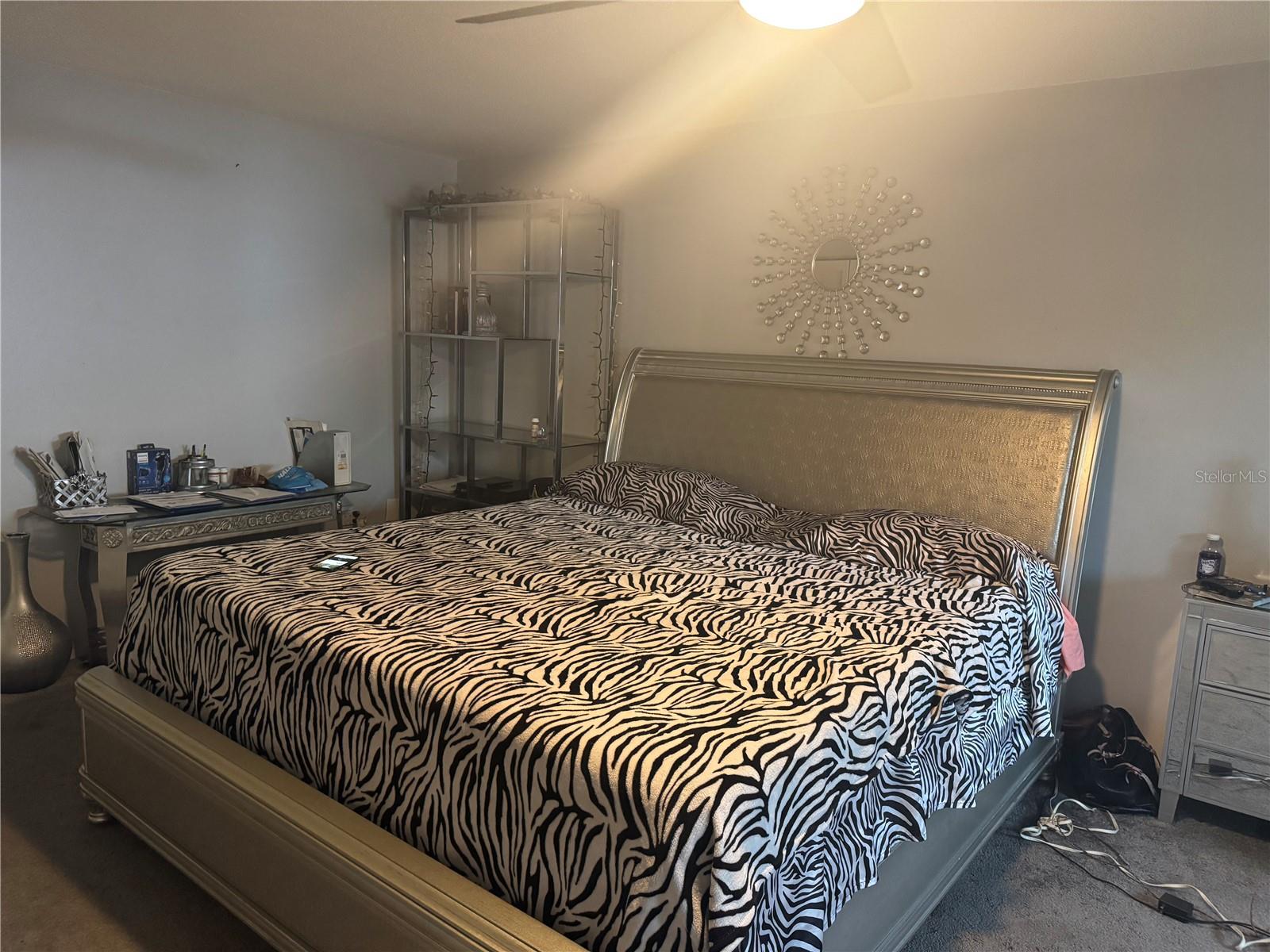 Master bedrooom