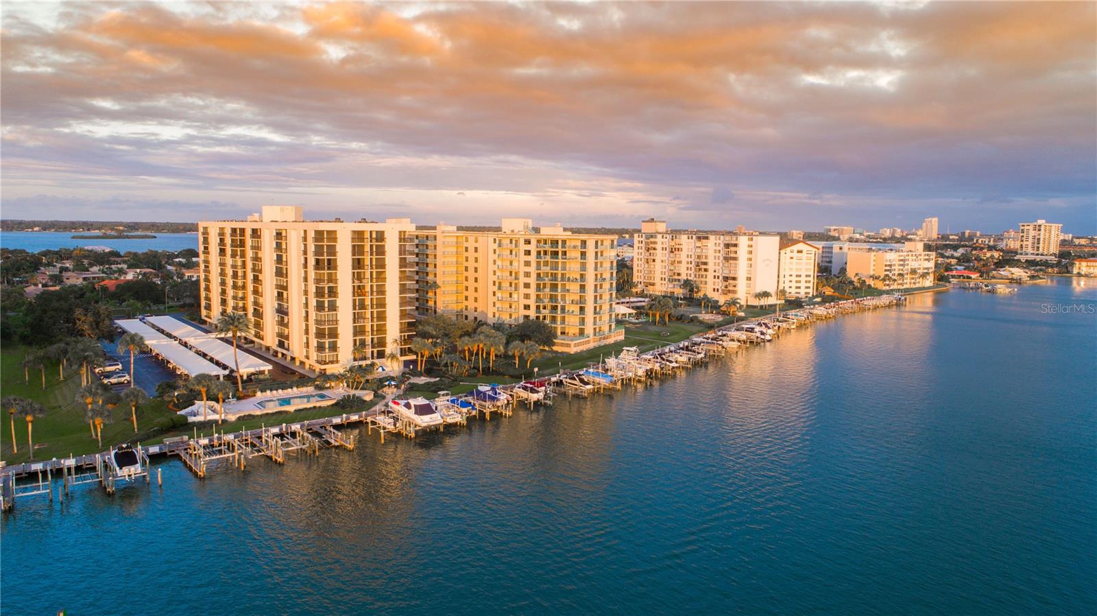 Live Here! Spectacular sunsets!