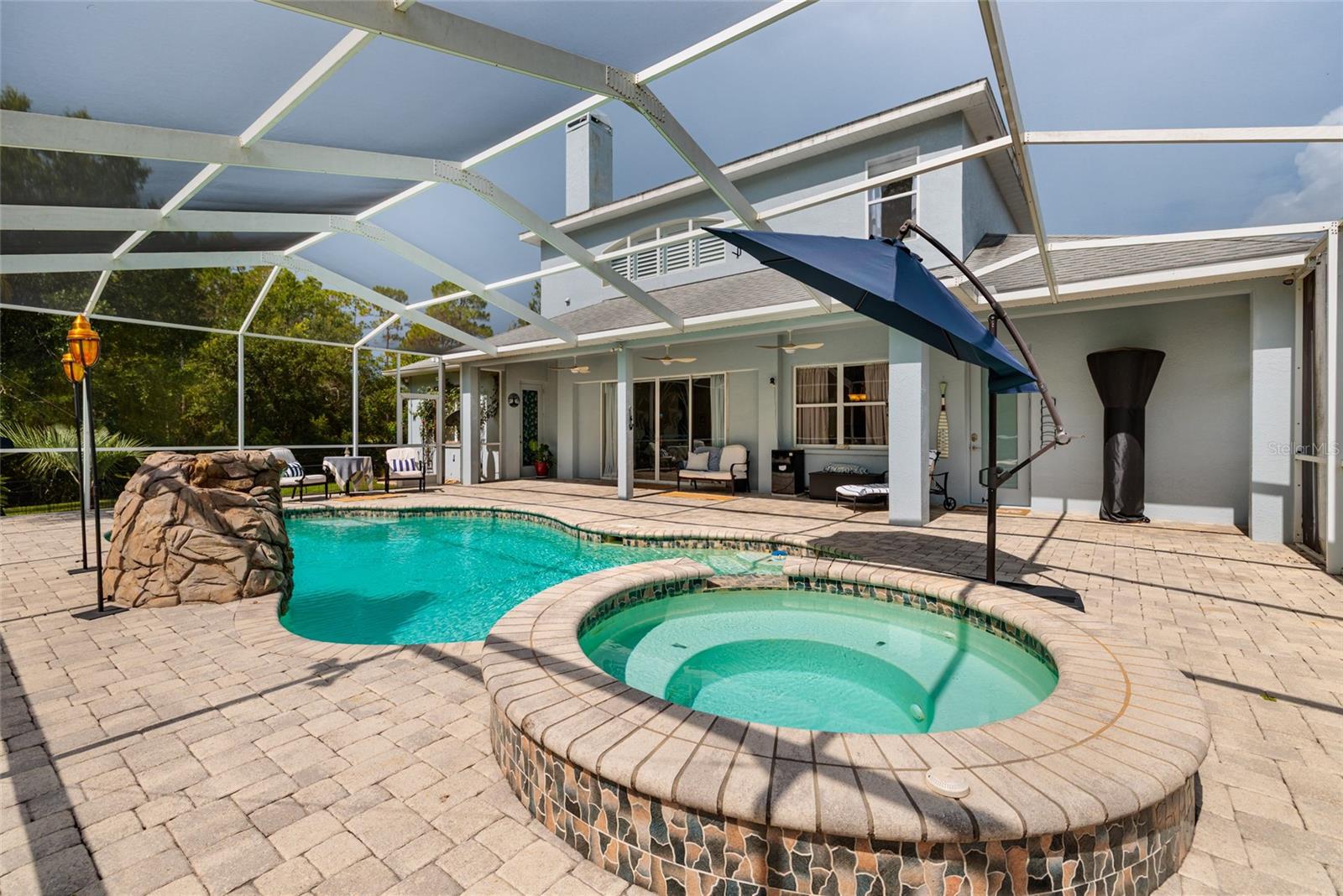 Screened-in Lanai and Pool
