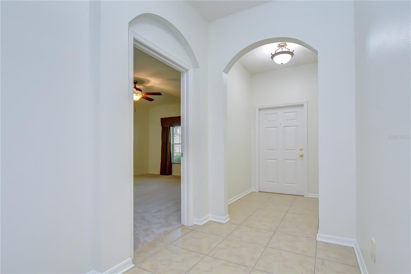 Welcoming entrance into the open-concept floor plan.