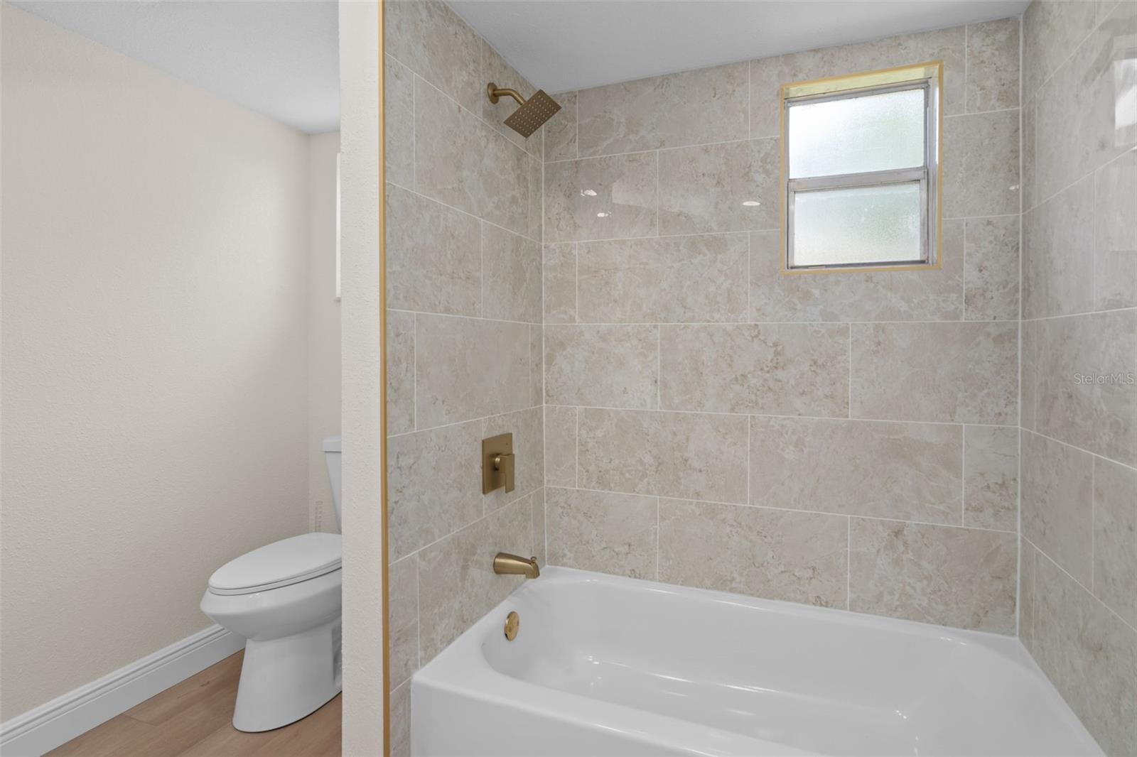W7887402