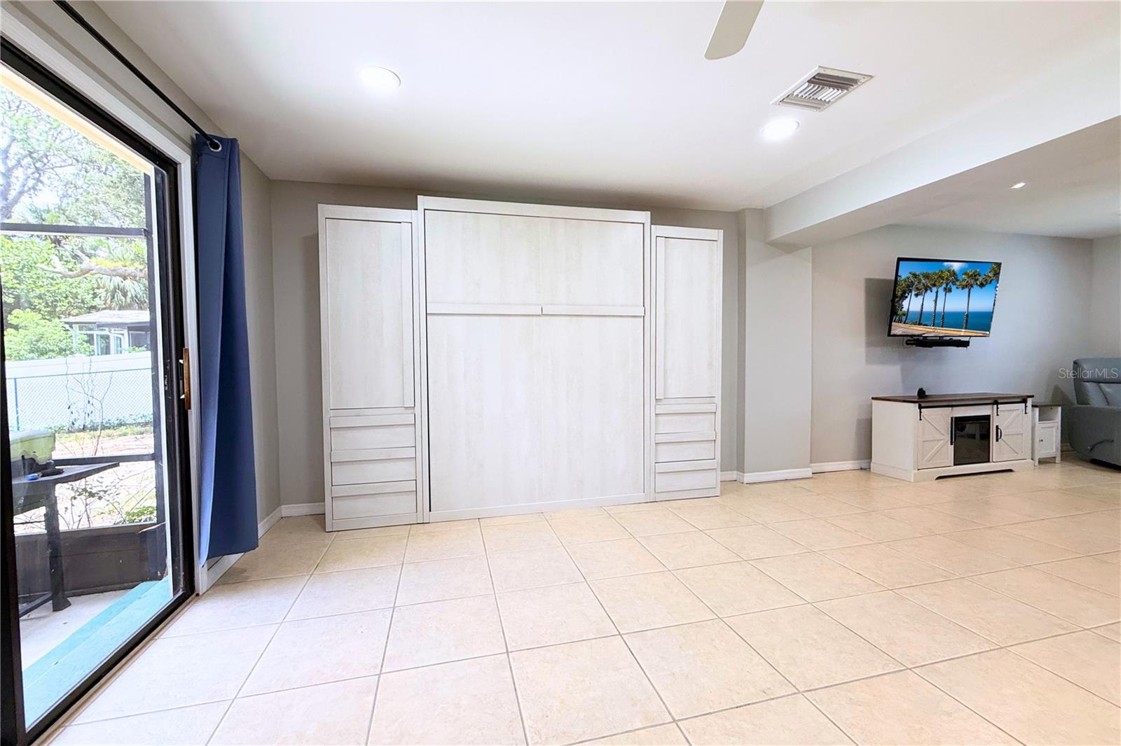 Murphy Bed