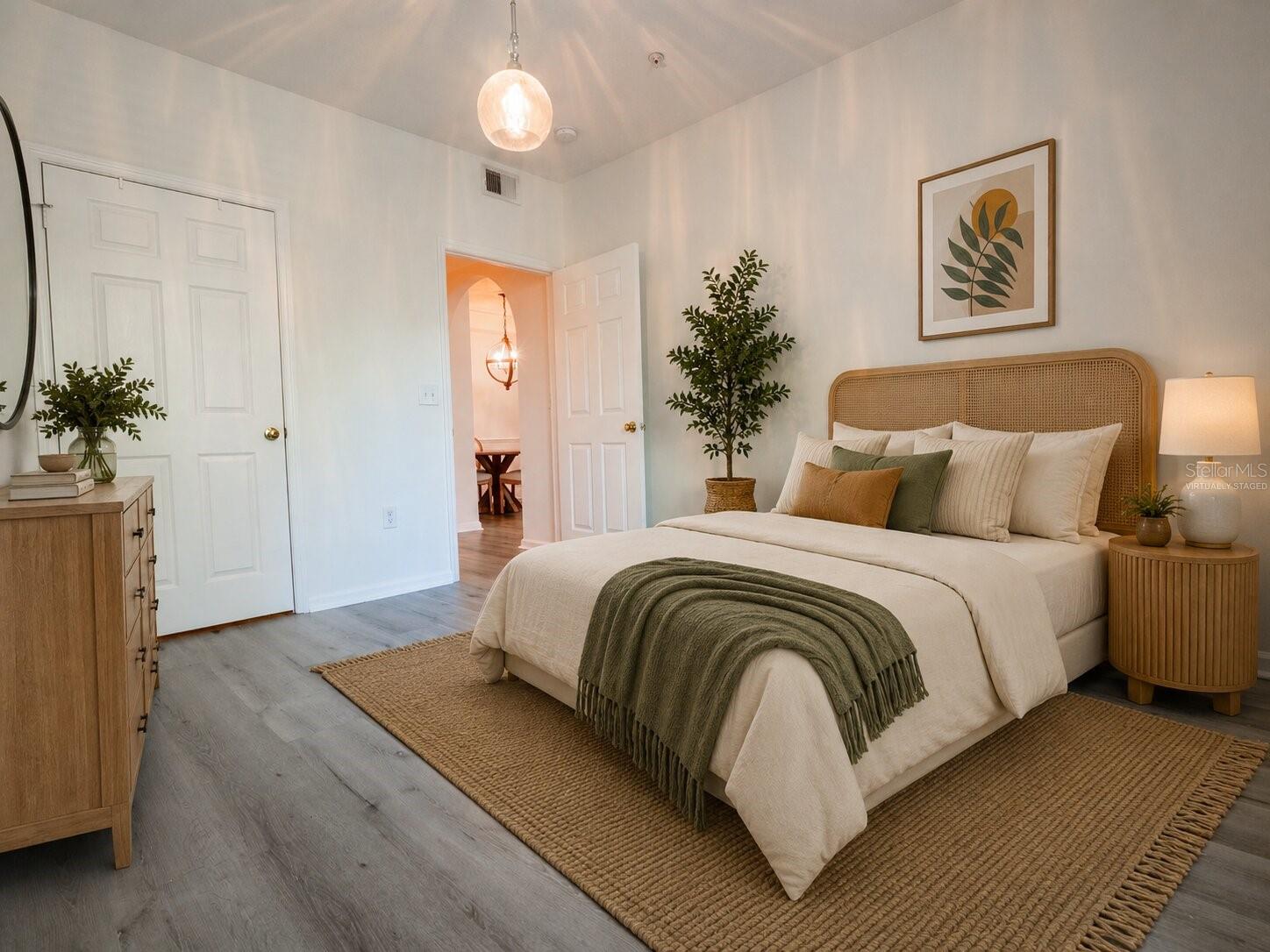 guest bedroom (virtually staged)