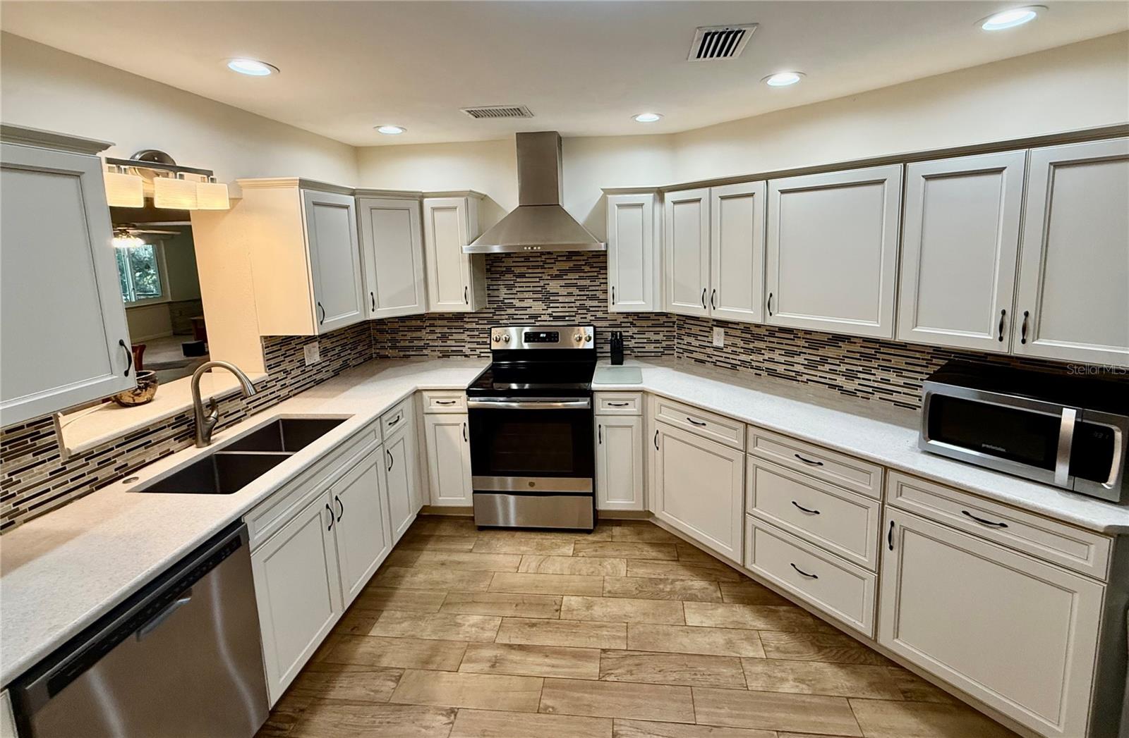 An abundance of cabinetry for all your needs.