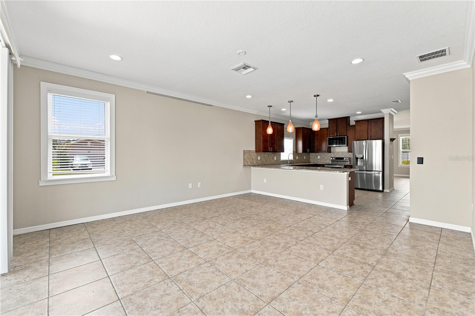 Kitchen/Dining area