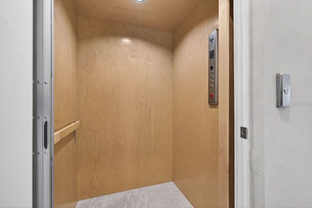 In-unit elevator
