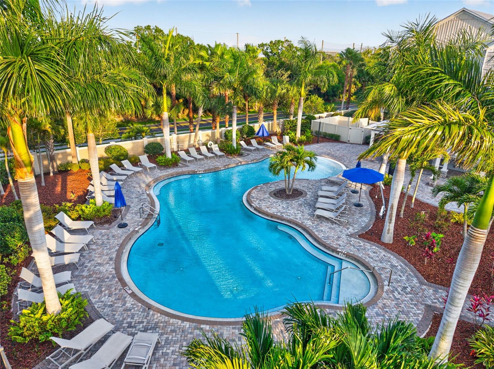 Community pool
