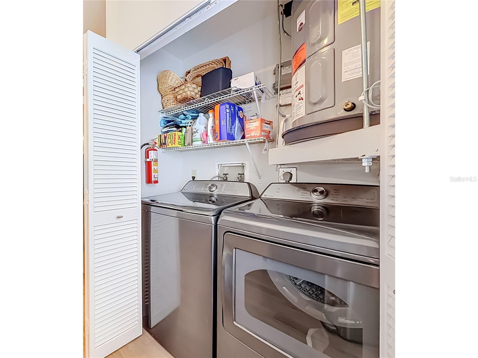 Full Sized Washer and Dryer New in 2025 Included