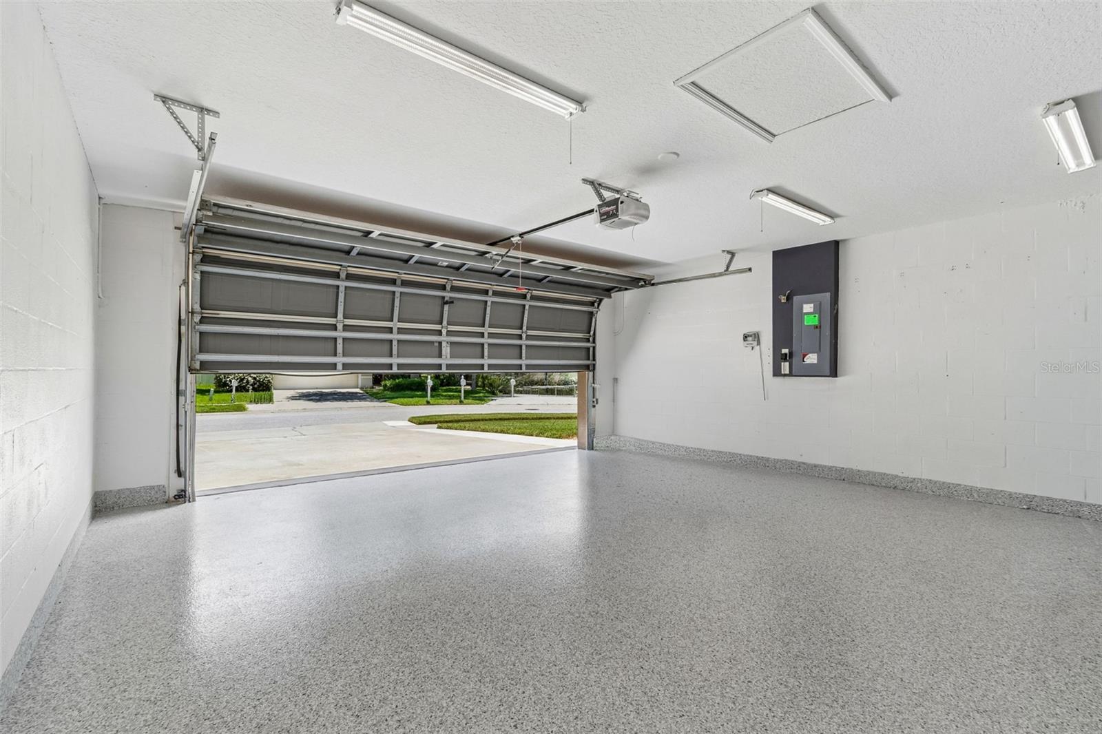 2 car garage