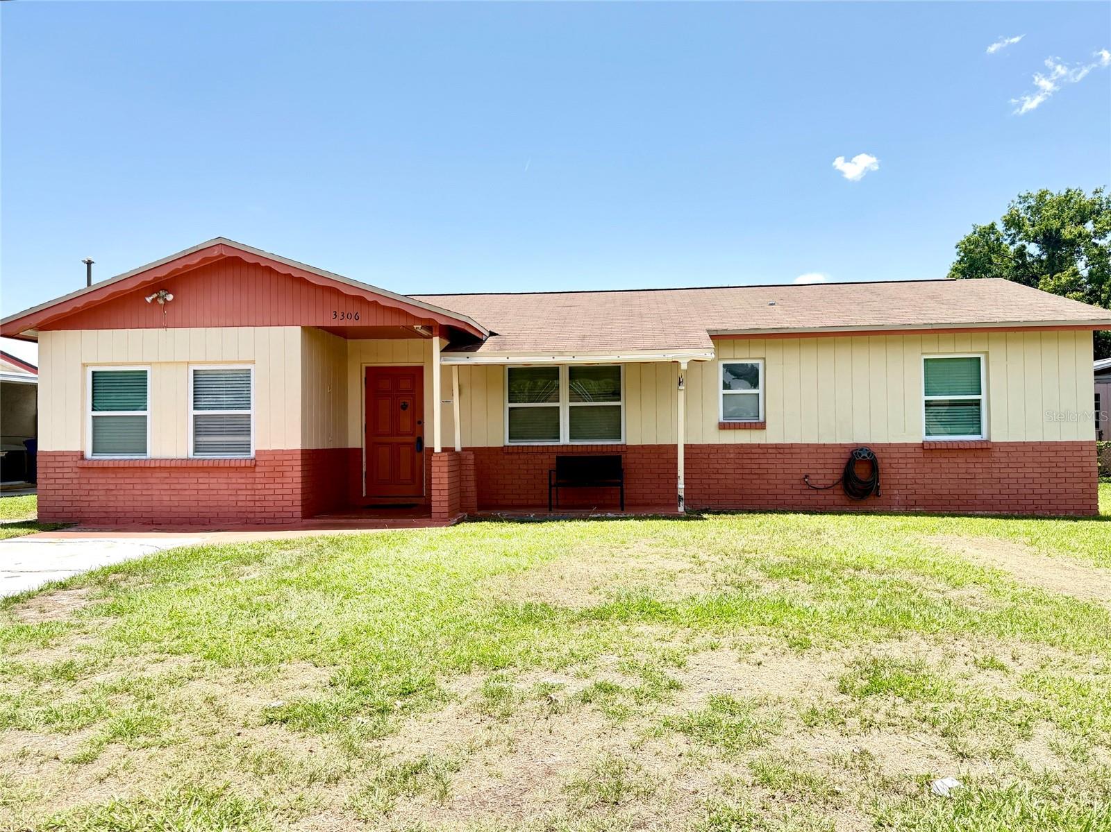 TB8526852