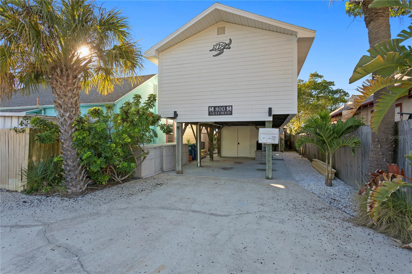 TB8526908