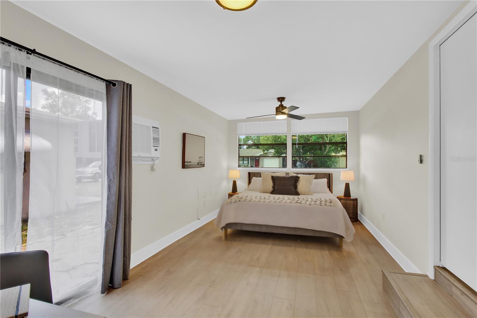 Main Bedroom - King Bed