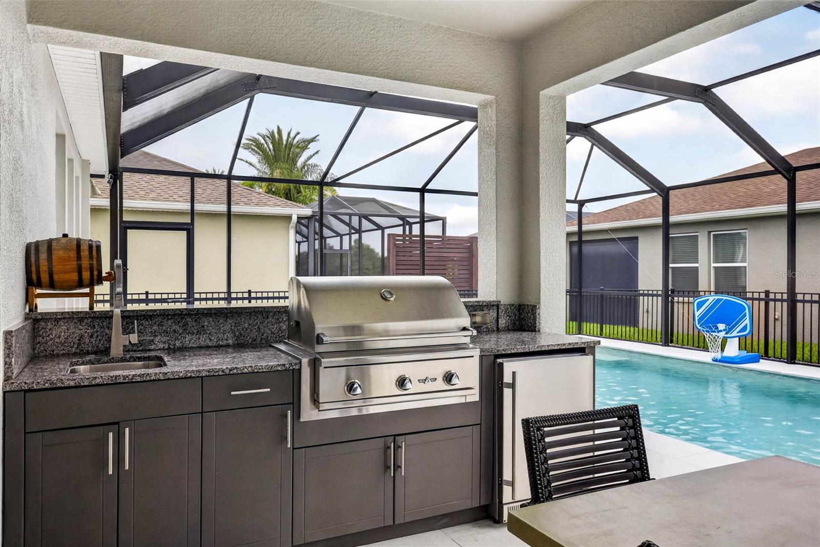 Outdoor kitchen