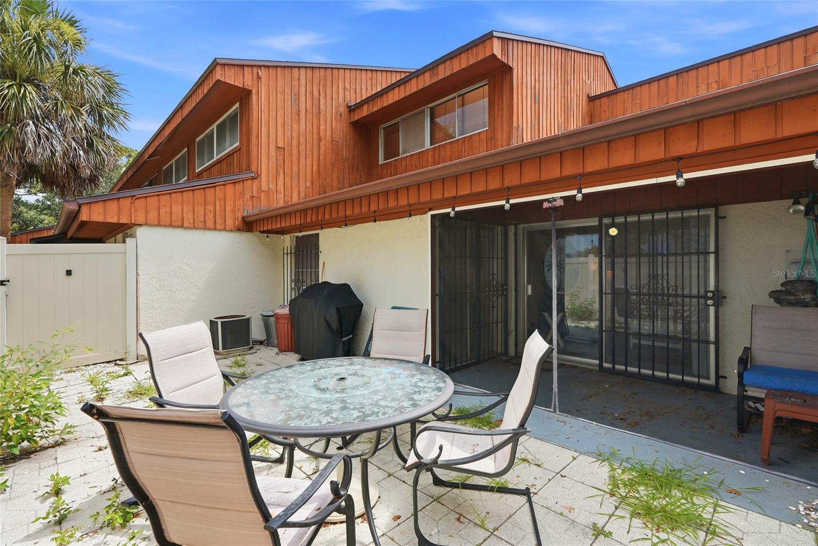 Back Outdoor Fenced in patio