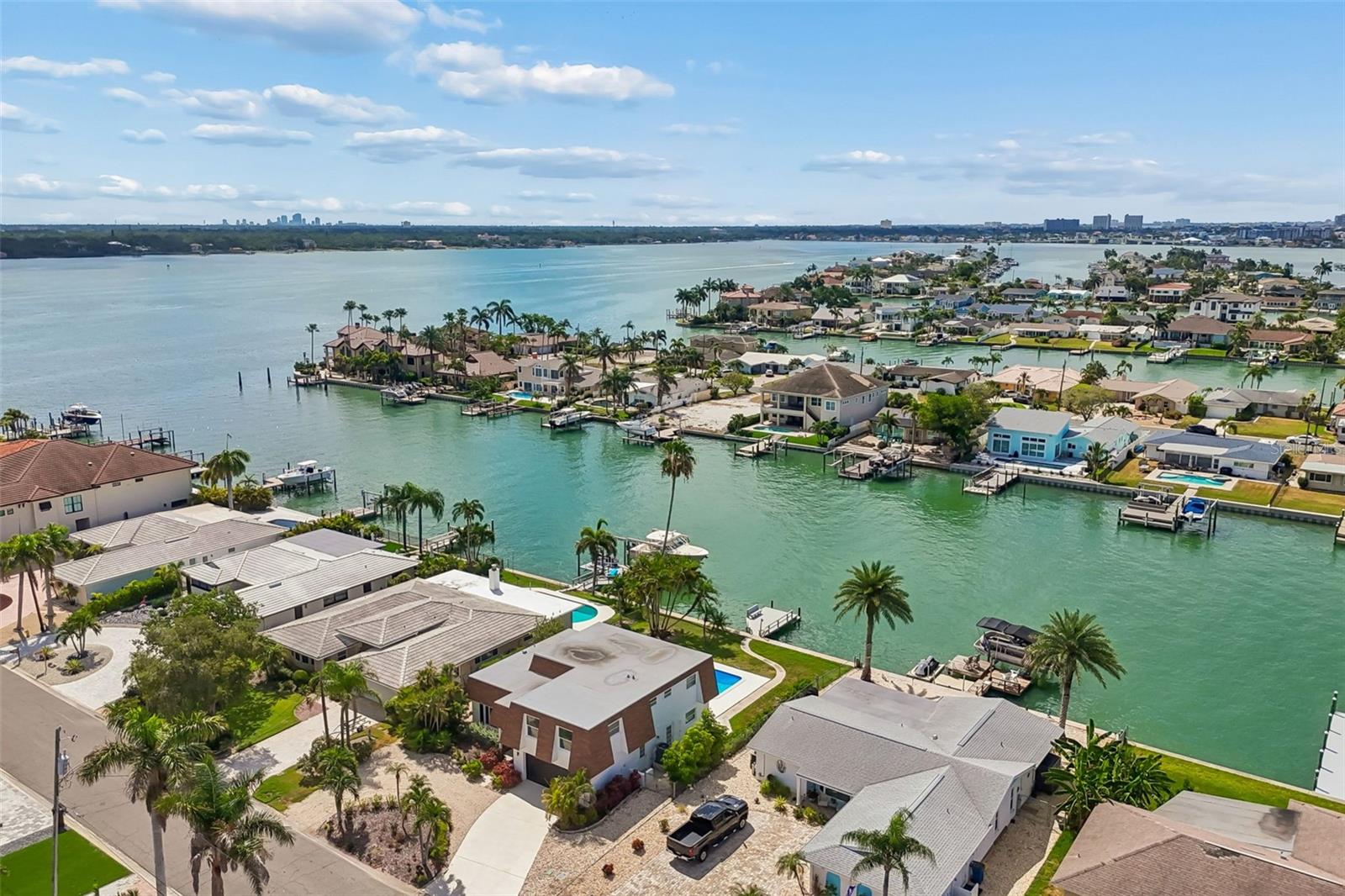 Easy access to the gulf
