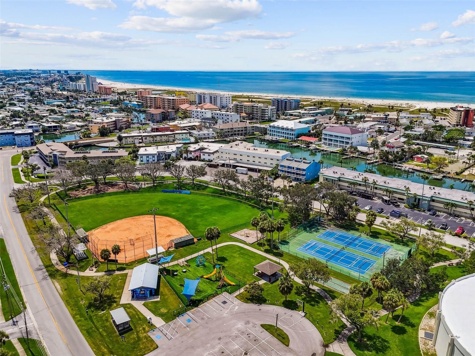 Walk to Roselli Park with dog park, Baseball, pickle ball , tennis, Shuffelboard and more