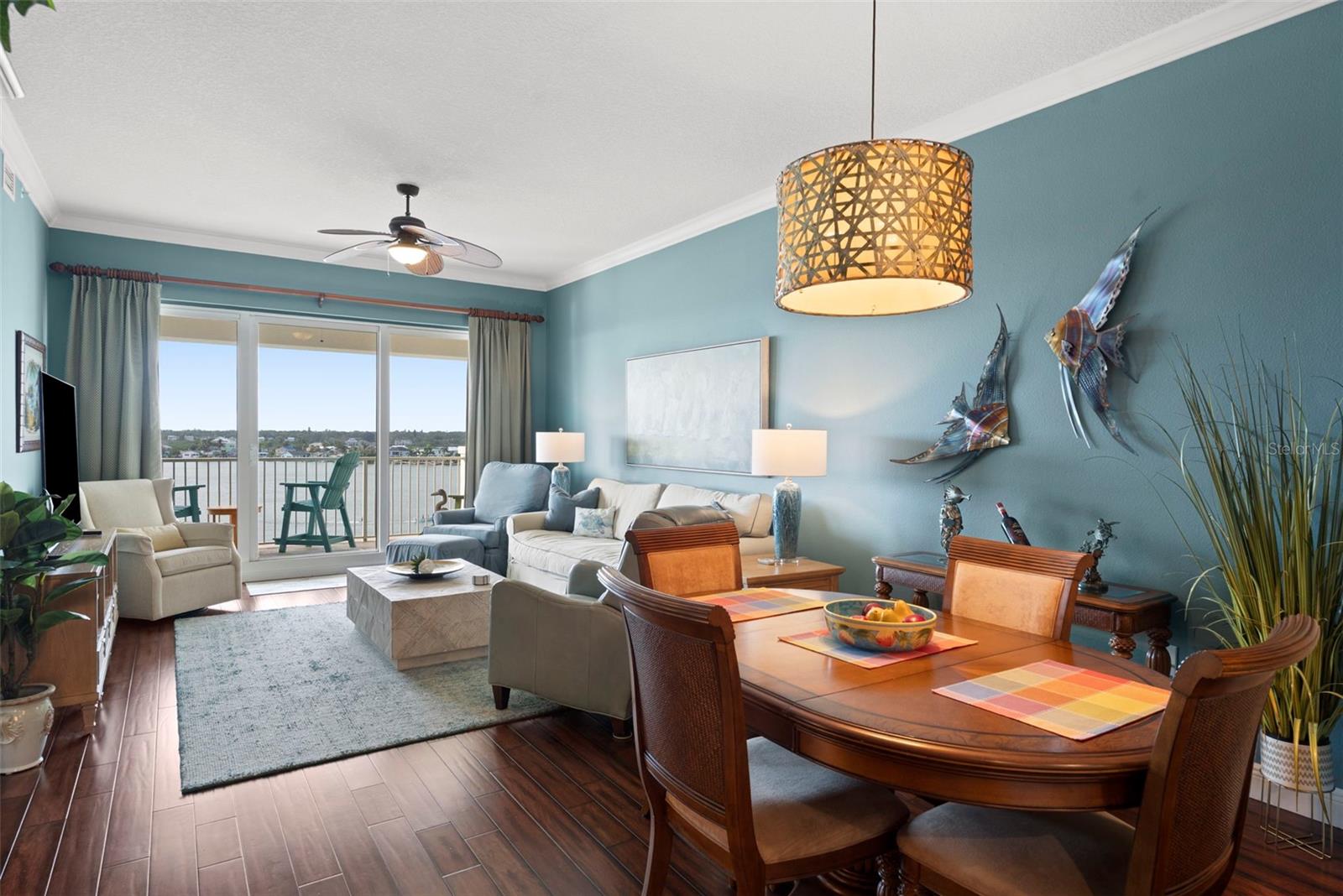 Dining room / Living Room