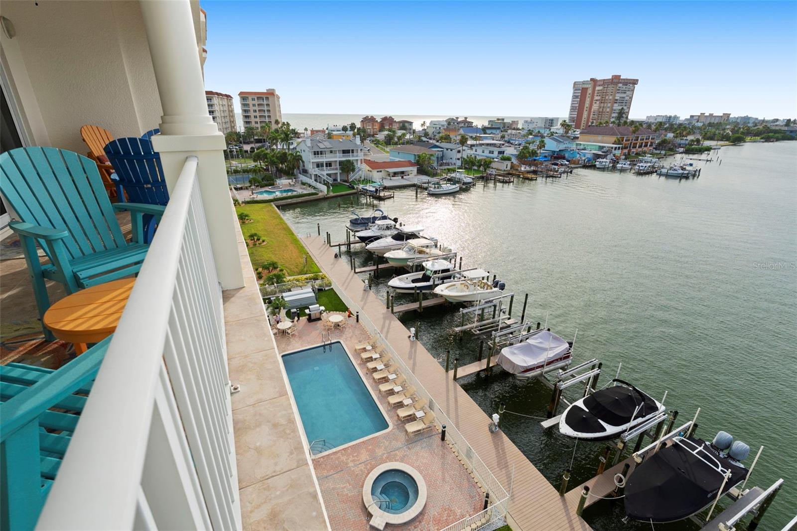 Balcony 6th floor view to building pool/spa and docks boardwalk